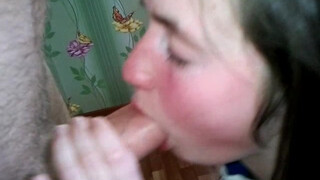 Young Sister Gives Pleasure Sucking My Cock