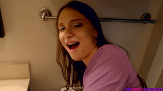 Slender Sis Gives Bro Amazing Blowjob, Looks Into His Eyes Seductively