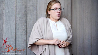 Sis Wears Supergirl Costume to Get Bro's Attention | Porn Video