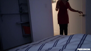 Mom's Tight Pussy Eagerly Sucks Son's Big Dark Cock and Rides It