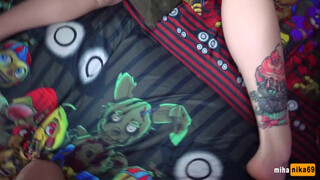 Stepsister Gets Facial After Powerful Nectar Explosion