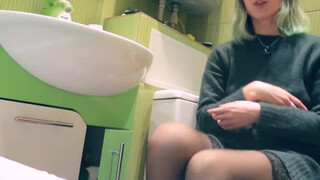 Sis Better than Ex: Jerk & Suck in Bathroom Proven!