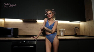 Drunk Russian Stepmom Seduces Stepson for Sex After Wine